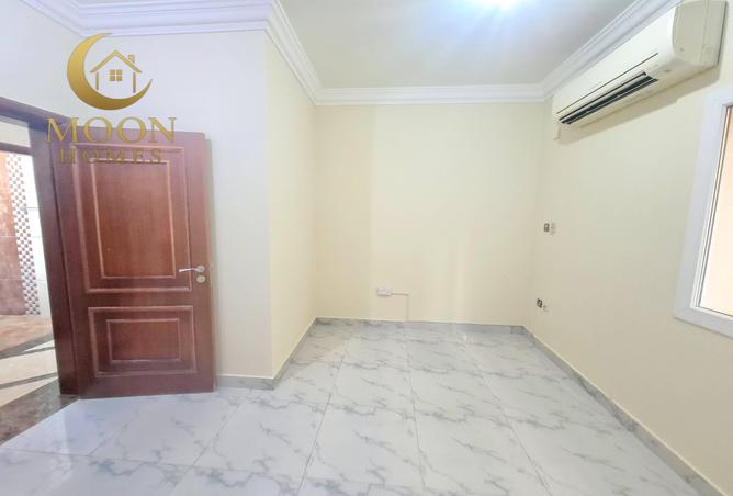 1001261 - Property Image 3