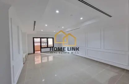 Apartment - 1 Bedroom - 2 Bathrooms for rent in West Porto Drive - Porto Arabia - The Pearl Island - Doha Apartment - 1 Bedroom - 2 Bathrooms for rent in West Porto Drive - Porto Arabia - The Pearl Island - Doha