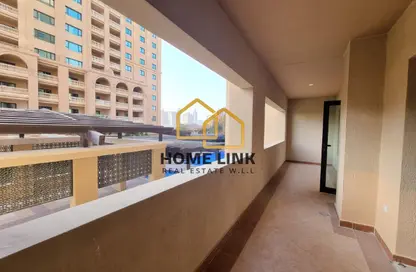 Apartment - 1 Bedroom - 2 Bathrooms for rent in West Porto Drive - Porto Arabia - The Pearl Island - Doha