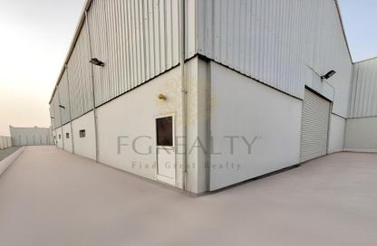 Warehouse - Studio - 4 Bathrooms for sale in Industrial Area 4 - Industrial Area - Industrial Area - Doha