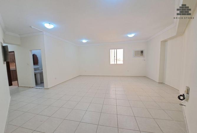 54879372 - Property Main Image