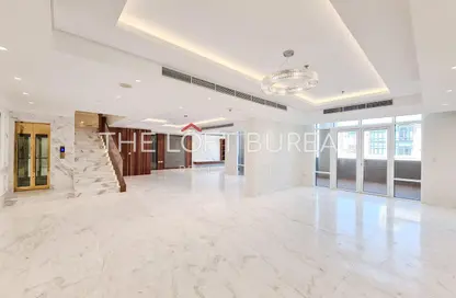 Penthouse - 4 Bedrooms - 5 Bathrooms for sale in East Porto Drive - Porto Arabia - The Pearl Island - Doha