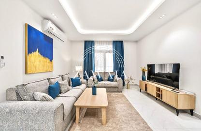 Apartment - 3 Bedrooms - 3 Bathrooms for rent in Fereej Kulaib - Doha