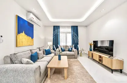 Apartment - 3 Bedrooms - 3 Bathrooms for rent in Fereej Kulaib - Doha