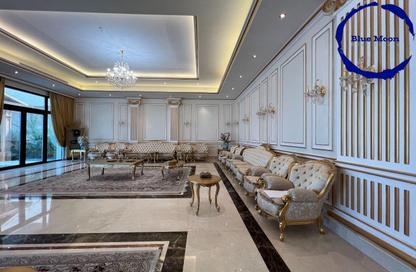 Villa - 4 Bedrooms - 5 Bathrooms for rent in Perlita Villas - Perlita Villas - The Pearl Island - Doha