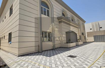 Villa - 7+ - 7+ for rent in OPT-TCHR - Al Gharrafa - Al Gharrafa - Doha