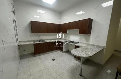 Apartment - 3 Bedrooms - 3 Bathrooms for rent in West Walk - Al Waab - Doha