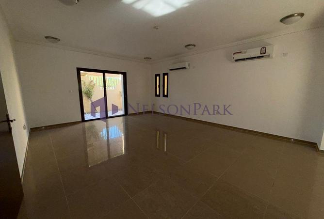 53619230 - Property Image 2