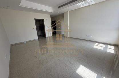 شقة - 2 - 3 للايجار في روما - فوكس هيلز - فوكس هيلز - الوسيل شقة - 2 - 3 للايجار في روما - فوكس هيلز - فوكس هيلز - الوسيل
