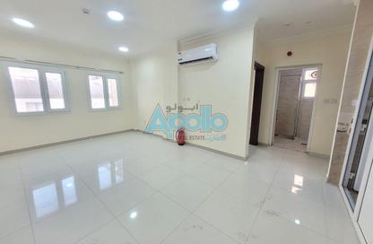Apartment - 2 Bedrooms - 2 Bathrooms for rent in Bin Omran 35 - Fereej Bin Omran - Doha Apartment - 2 Bedrooms - 2 Bathrooms for rent in Bin Omran 35 - Fereej Bin Omran - Doha