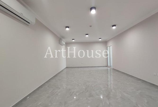60833869 - Property Main Image
