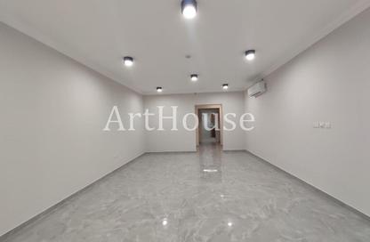 Apartment - 2 Bedrooms - 3 Bathrooms for rent in Musheireb Apartments - Musheireb - Doha