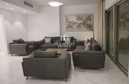 شقة - 3 غرف نوم - 5 حمامات للايجار في برج وست باي - الخليج الجنوبي - الخليج الغربي - الدوحة