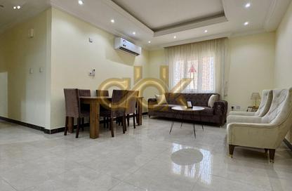 Apartment - 2 Bedrooms - 2 Bathrooms for rent in Al Mansoura - Al Mansoura - Doha