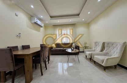 Apartment - 2 Bedrooms - 2 Bathrooms for rent in Al Mansoura - Al Mansoura - Doha