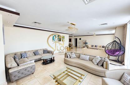 Apartment - 3 - 4 for rent in Zig Zag Tower B - Zig Zag Towers - West Bay - Doha