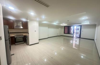 Apartment - Studio - 1 Bathroom for rent in West Porto Drive - Porto Arabia - The Pearl Island - Doha