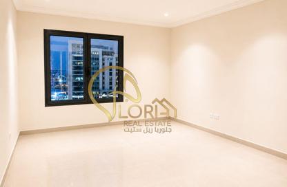 Apartment - 3 Bedrooms - 4 Bathrooms for rent in East Porto Drive - Porto Arabia - The Pearl Island - Doha
