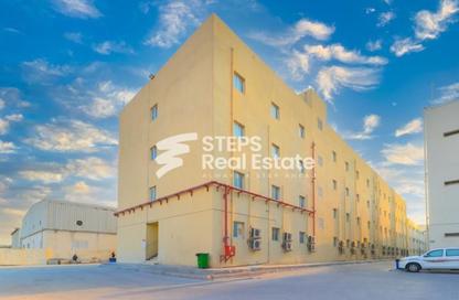Labor Camp - Studio - 7+ for rent in Industrial Area 4 - Industrial Area - Industrial Area - Doha