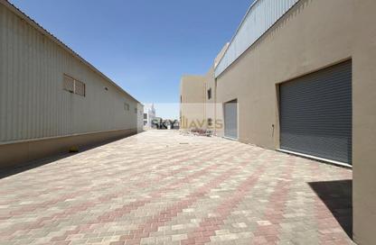 Warehouse - Studio - 7+ Bathrooms for rent in East Industrial Street - Birkat Al Awamer - Al Wakra