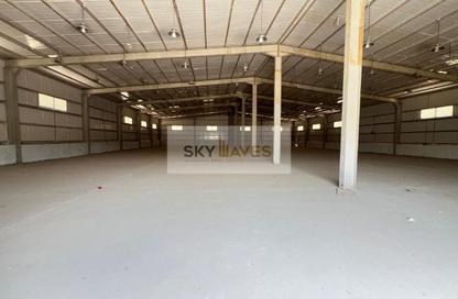 Warehouse - Studio - 7+ Bathrooms for rent in East Industrial Street - Birkat Al Awamer - Al Wakra