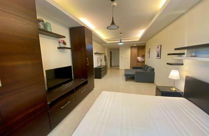Apartment - Studio - 1 Bathroom for rent in Viva Bahriyah - The Pearl Island - Doha Apartment - Studio - 1 Bathroom for rent in Viva Bahriyah - The Pearl Island - Doha
