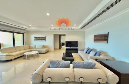 Apartment - 2 Bedrooms - 3 Bathrooms for rent in Porto Arabia Townhouses - Porto Arabia - The Pearl Island - Doha