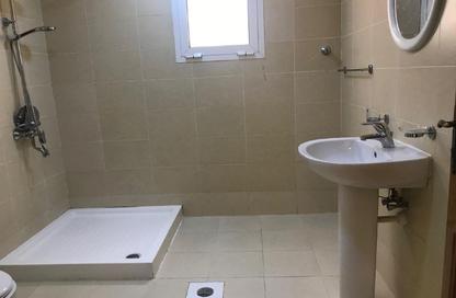 Apartment - 6 Bedrooms - 6 Bathrooms for rent in Al Nasr Street - Al Nasr - Doha
