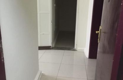 Apartment - 5 Bedrooms - 3 Bathrooms for rent in Najma street - Old Airport Road - Doha