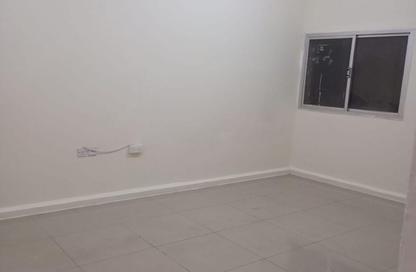 Apartment - 5 Bedrooms - 3 Bathrooms for rent in Najma street - Old Airport Road - Doha
