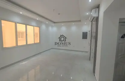 Apartment - 2 Bedrooms - 2 Bathrooms for rent in Thabit Bin Zaid Street - Al Mansoura - Doha