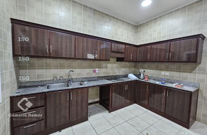 مجمع سكني - 3 غرف نوم - 4 حمامات للايجار في مريخ - المريخ - الدوحة