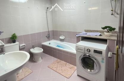 Apartment - 2 Bedrooms - 2 Bathrooms for rent in Fereej Bin Mahmoud North - Fereej Bin Mahmoud - Doha Apartment - 2 Bedrooms - 2 Bathrooms for rent in Fereej Bin Mahmoud North - Fereej Bin Mahmoud - Doha