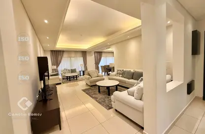 Villa - 5 Bedrooms - 6 Bathrooms for rent in Al Messila - Al Messila - Doha