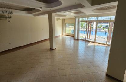 مجمع سكني - 4 غرف نوم - 4 حمامات للايجار في فلل واست باي لاغون - وست باي لاجون - بحيرة وست لاجون - الدوحة