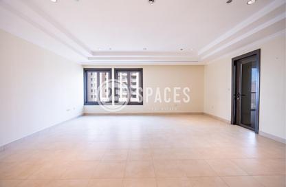 Apartment - 3 Bedrooms - 4 Bathrooms for rent in West Porto Drive - Porto Arabia - The Pearl Island - Doha Apartment - 3 Bedrooms - 4 Bathrooms for rent in West Porto Drive - Porto Arabia - The Pearl Island - Doha