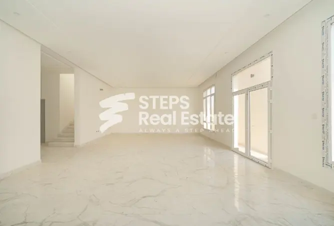 63977969 - Property Image 2