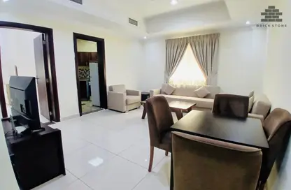Apartment - 1 Bedroom - 1 Bathroom for rent in Umm Ghuwailina 4 - Umm Ghuwailina - Doha