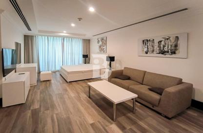 Apartment - Studio - 1 Bathroom for rent in Al Mutahidah Tower - Viva Bahriyah - The Pearl Island - Doha