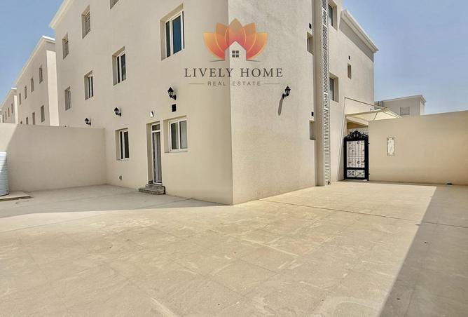 61733042 - Property Image 3