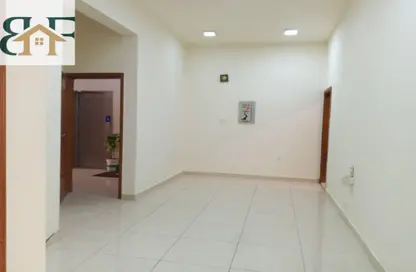 Apartment - 2 Bedrooms - 1 Bathroom for rent in Somerset Al Mansoura - Al Mansoura - Doha