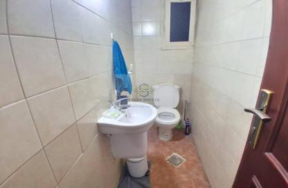 Apartment - 1 Bedroom - 2 Bathrooms for rent in Umm Ghuwailina 4 - Umm Ghuwailina - Doha