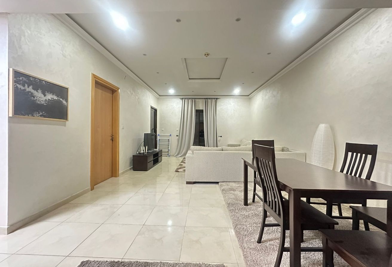 LUXURY 1BEDROOM FULLY FURNISHED WITH BALCONY thumbnail 6