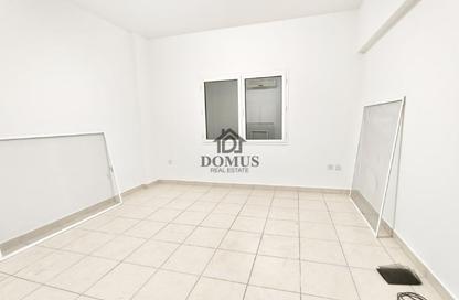 Apartment - 2 Bedrooms - 2 Bathrooms for rent in Al Zubair Street - Fereej Abdul Aziz - Doha