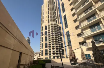 Duplex - 3 Bedrooms - 5 Bathrooms for rent in Abraj Bay - Abraj Quartiers - The Pearl Island - Doha