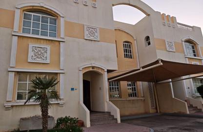 مجمع سكني - 4 غرف نوم - 4 حمامات للايجار في مريخ - المريخ - الدوحة