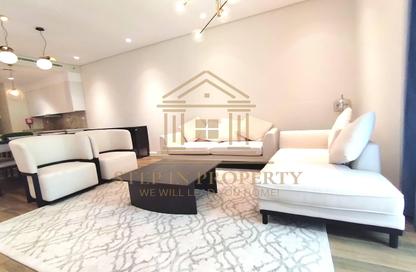 Apartment - 2 Bedrooms - 3 Bathrooms for rent in Floresta Gardens - Floresta Gardens - The Pearl Island - Doha