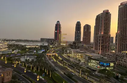 Apartment - 3 Bedrooms - 5 Bathrooms for sale in West Porto Drive - Porto Arabia - The Pearl Island - Doha