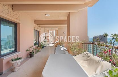 Apartment - 4 Bedrooms - 5 Bathrooms for sale in West Porto Drive - Porto Arabia - The Pearl Island - Doha