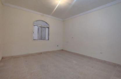 مجمع سكني - 7 غرف نوم - 6 حمامات للايجار في الوكير - الوكير - الوكرة